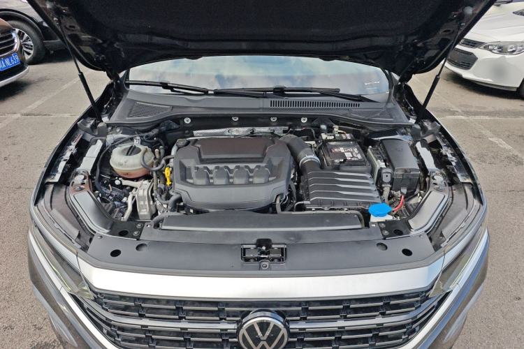 Used Volkswagen Passat 2024 380TSI Elite Edition Engine Bay