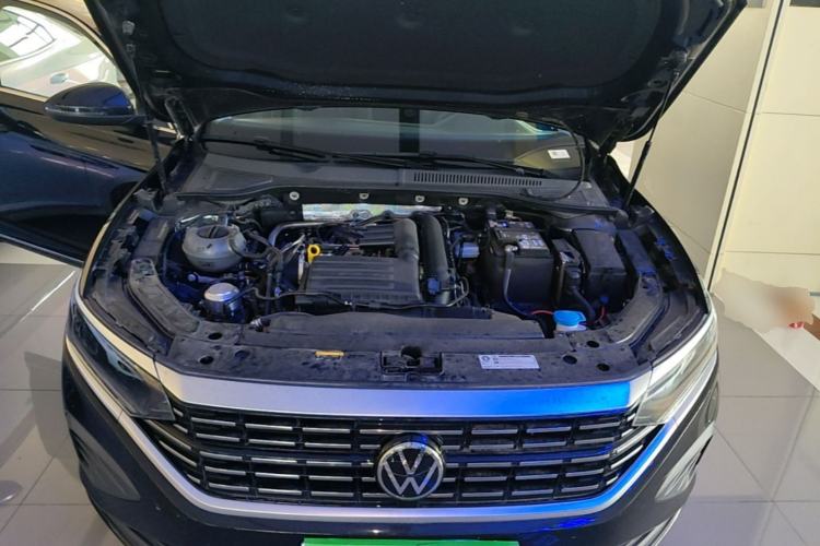 Used Volkswagen Passat 2024 280TSI Business Edition Engine Bay