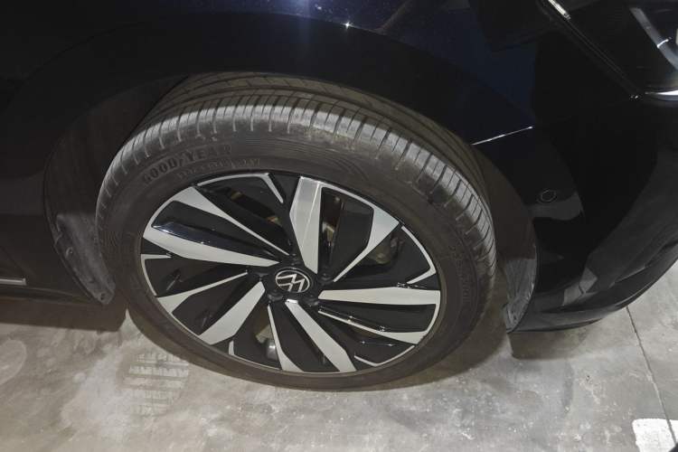 Used Volkswagen Passat 2024 380TSI Luxury Edition Exterior 1