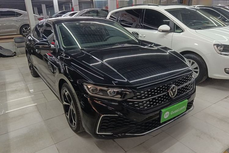 Used Volkswagen Passat 2024 380TSI Starry Dragon Edition Exterior 1