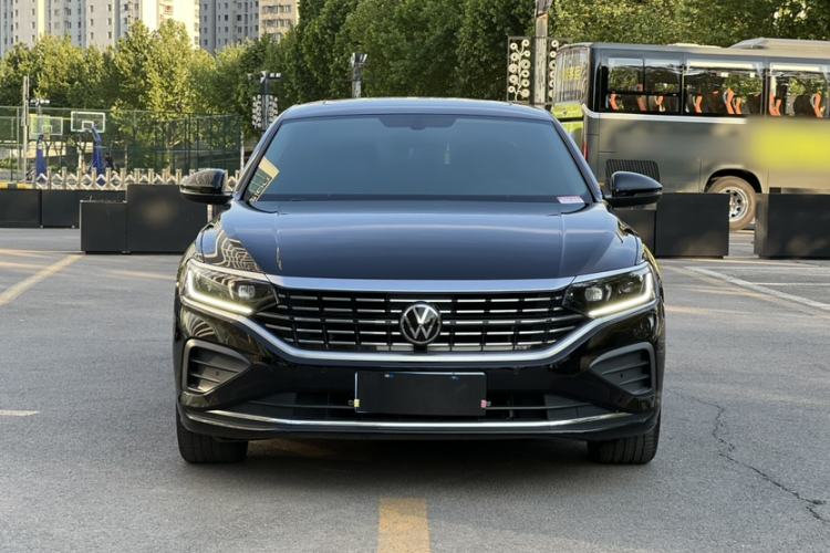Used Volkswagen Passat 2024 380TSI Dragon Edition Exterior 1
