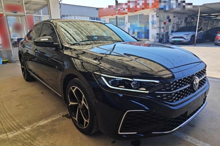Used Volkswagen Passat 2024 380TSI Starry Dragon Edition Exterior 1