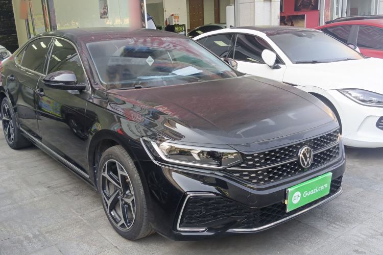 Used Volkswagen Passat 2024 380TSI Starry Elite Edition Exterior 1