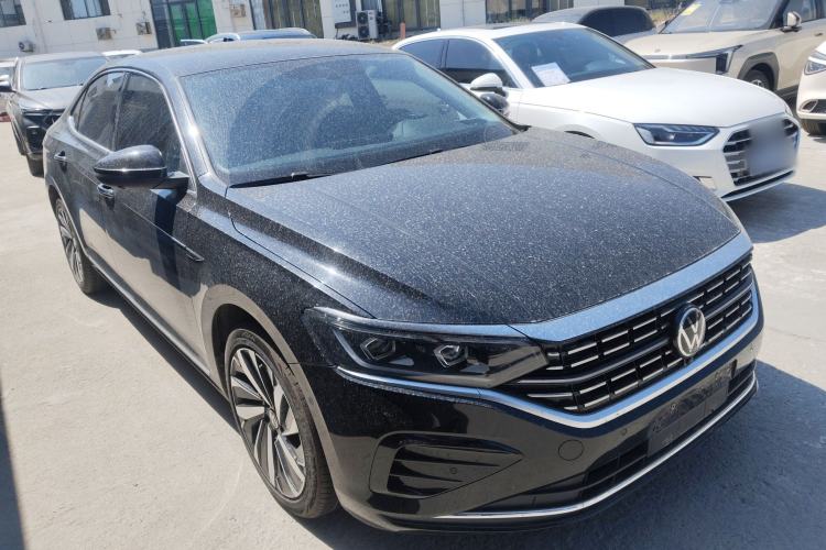 Used Volkswagen Passat 2024 380TSI Dragon Glory Edition Exterior 1