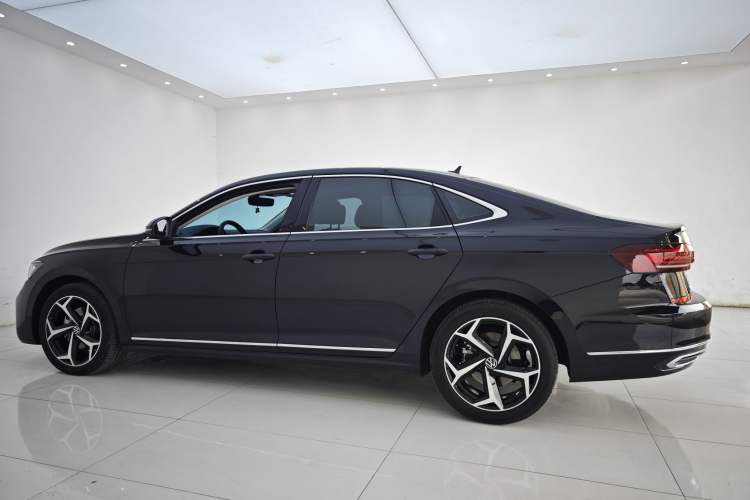 Used Volkswagen Passat 2024 380TSI Starry Dragon Edition Exterior 11