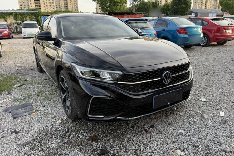 Used Volkswagen Passat 2024 380TSI Starry Dragon Edition Exterior 2