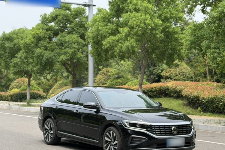 Used Volkswagen Passat 2024 380TSI Dragon Edition Exterior 2