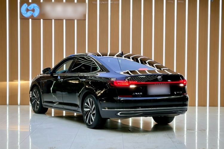 Used Volkswagen Passat 2024 380TSI Luxury Edition Exterior 2