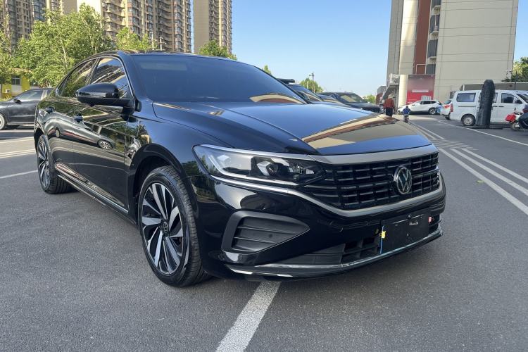 Used Volkswagen Passat 2024 380TSI Dragon Edition Exterior 2