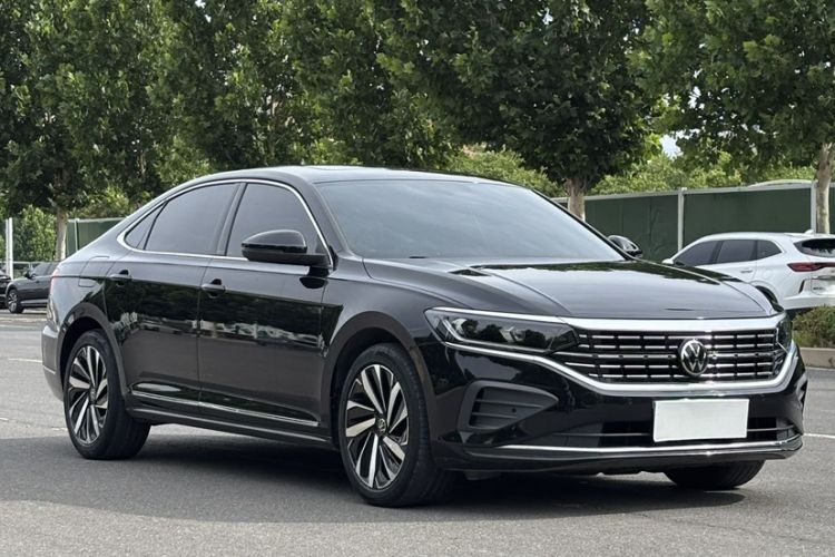 Used Volkswagen Passat 2024 330TSI Elite Edition Exterior 2