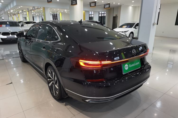 Used Volkswagen Passat 2024 380TSI Elite Edition Exterior 2