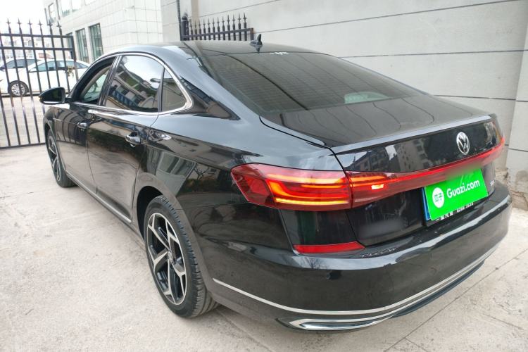Used Volkswagen Passat 2024 380TSI Starry Elite Edition Exterior 2