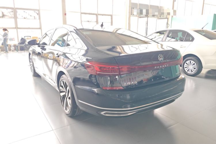 Used Volkswagen Passat 2024 330TSI Elite Edition Exterior 2