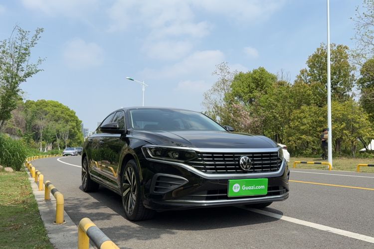 Used Volkswagen Passat 2024 380TSI Dragon Edition Exterior 2