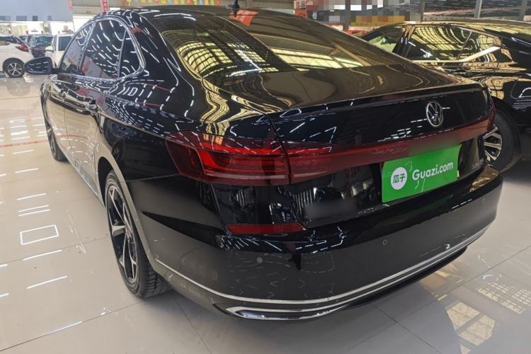Used Volkswagen Passat 2024 330TSI Starry Elite Edition Exterior 2