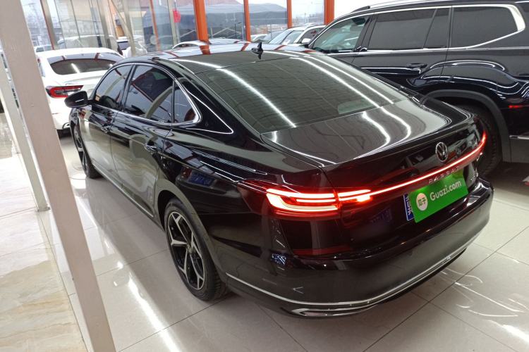 Used Volkswagen Passat 2024 380TSI Starry Dragon Edition Exterior 2