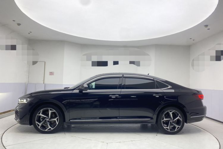 Used Volkswagen Passat 2024 330TSI Starry Elite Edition Exterior 2