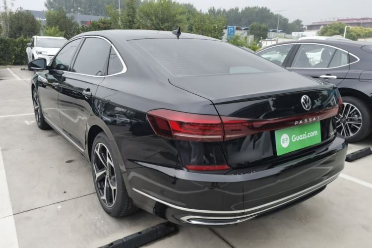 Used Volkswagen Passat 2024 330TSI Starry Elite Edition Exterior 2