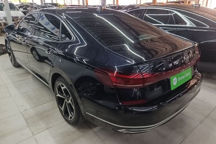 Used Volkswagen Passat 2024 380TSI Starry Dragon Edition Exterior 2