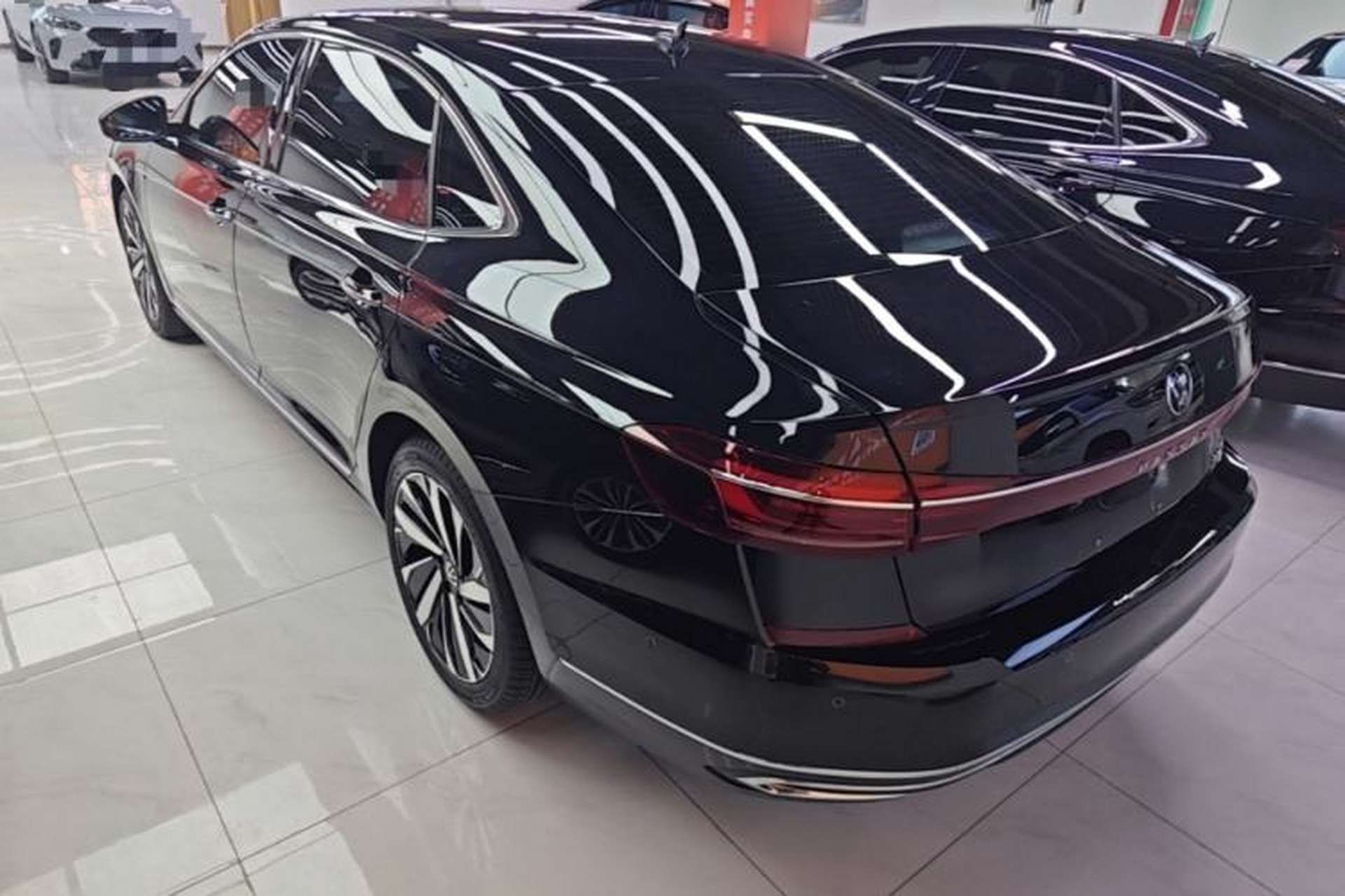 Used Volkswagen Passat 2024 380TSI Dragon Glory Edition Exterior 2
