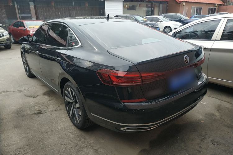 Used Volkswagen Passat 2024 380TSI Dragon Edition Exterior 2