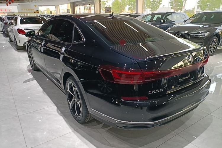Used Volkswagen Passat 2024 330TSI Starry Elite Edition Exterior 2
