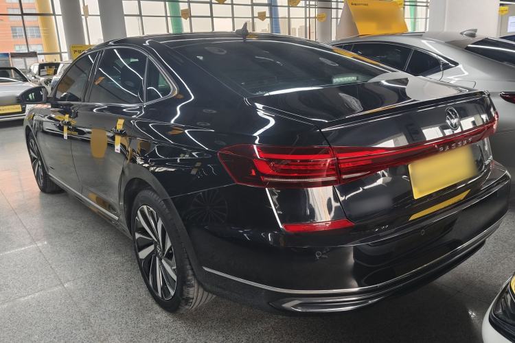 Used Volkswagen Passat 2024 380TSI Dragon Edition Exterior 2