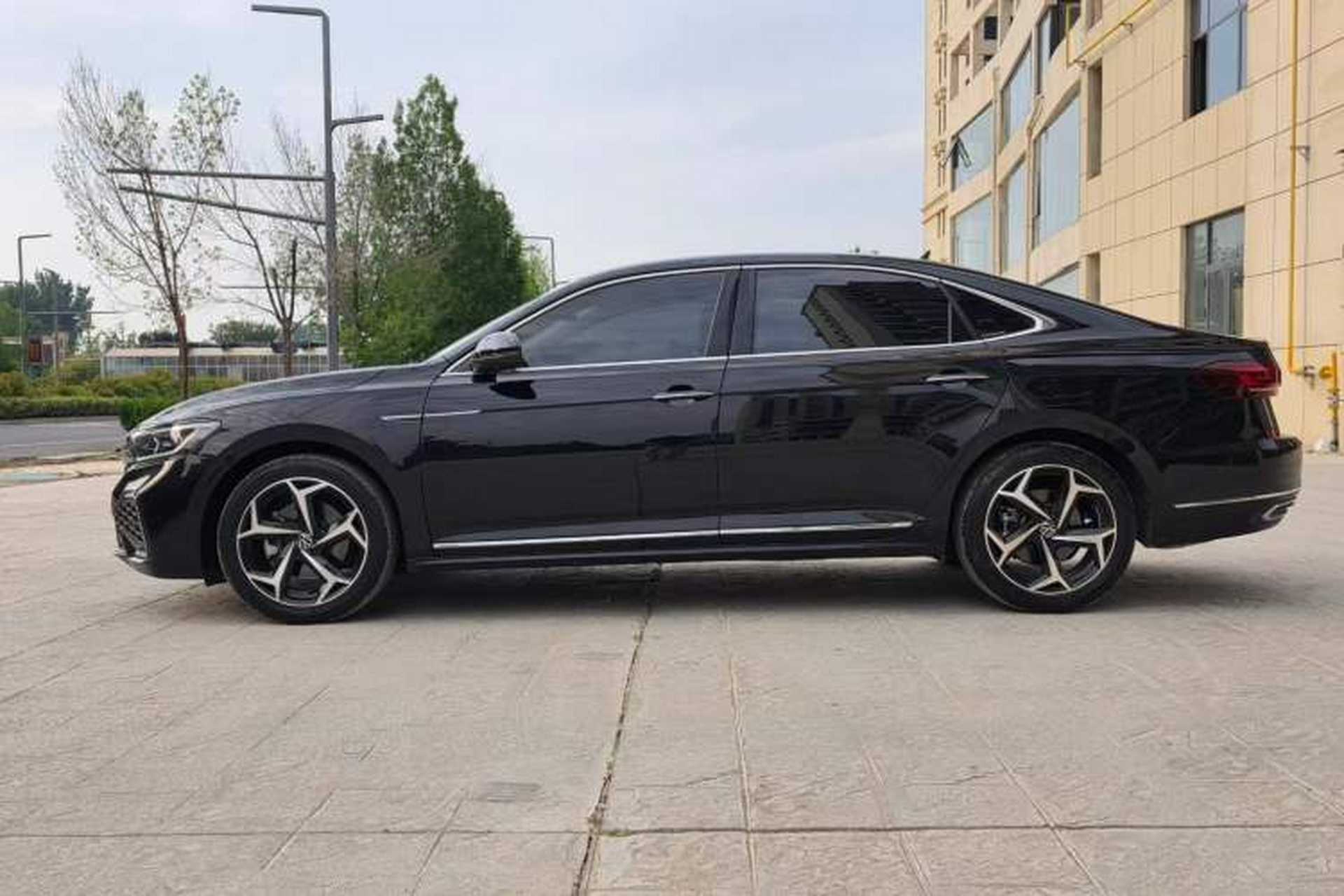 Used Volkswagen Passat 2024 380TSI Starry Dragon Edition Exterior 3