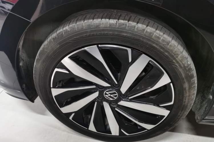 Used Volkswagen Passat 2024 380TSI Dragon Edition Exterior 3