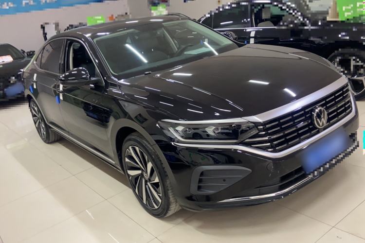 Used Volkswagen Passat 2024 330TSI Elite Edition Exterior 3