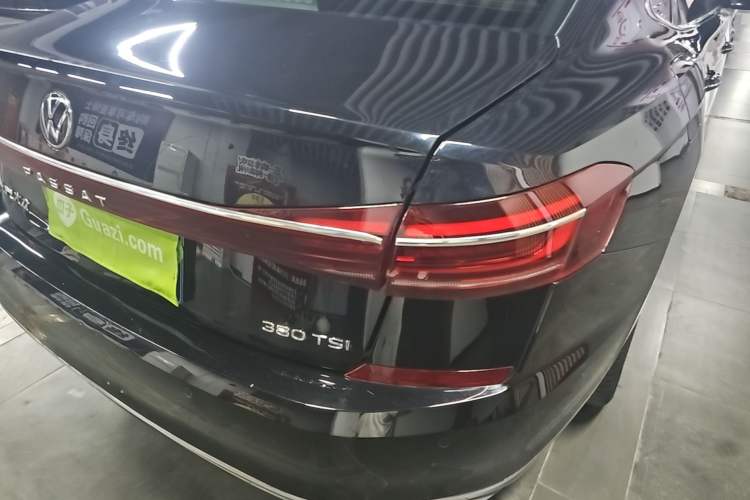 Used Volkswagen Passat 2024 380TSI Luxury Edition Exterior 3