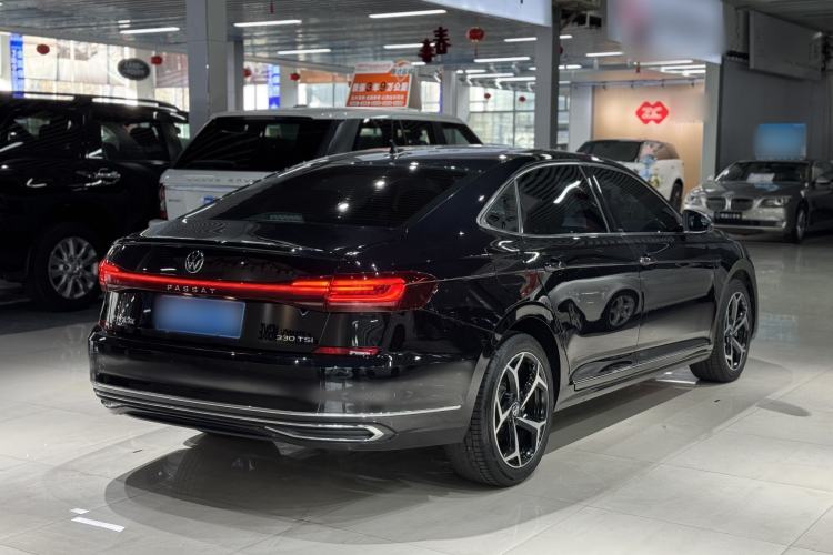 Used Volkswagen Passat 2024 330TSI Starry Elite Edition Exterior 3