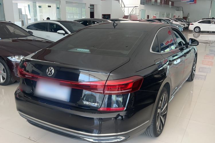 Used Volkswagen Passat 2024 380TSI Elite Edition Exterior 3