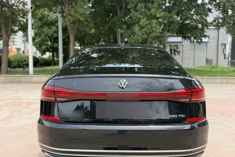 Used Volkswagen Passat 2024 330TSI Starry Elite Edition Exterior 3