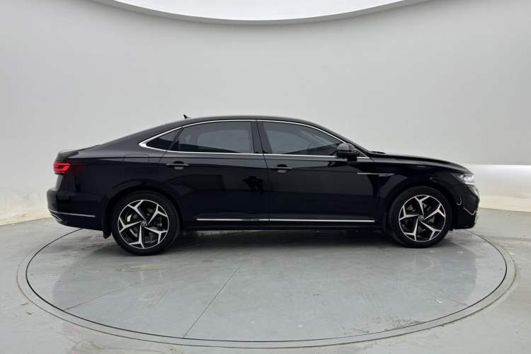 Used Volkswagen Passat 2024 330TSI Starry Elite Edition Exterior 3