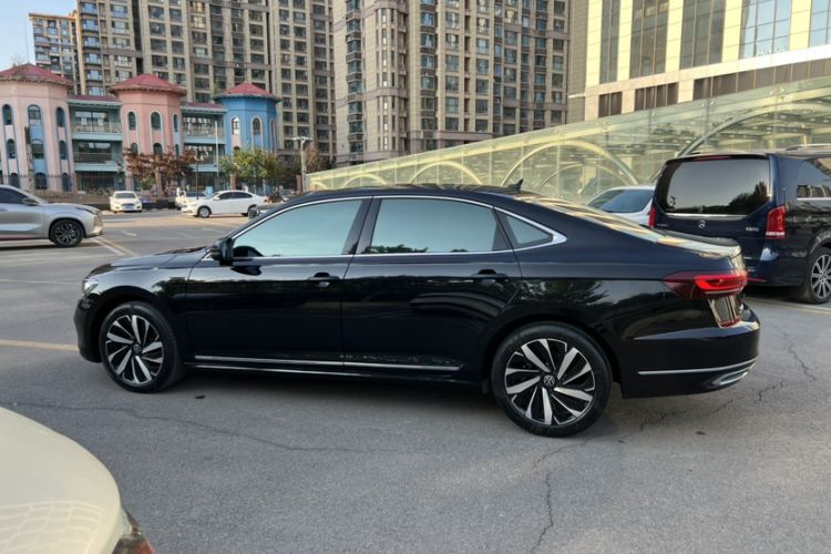 Used Volkswagen Passat 2024 380TSI Dragon Edition Exterior 3