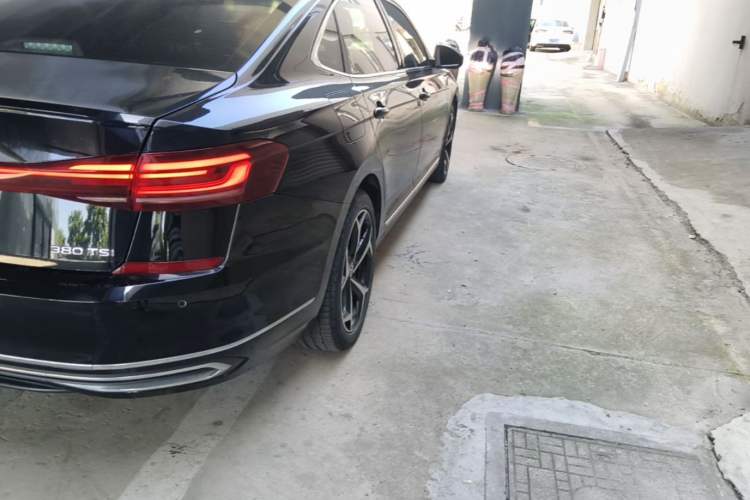 Used Volkswagen Passat 2024 380TSI Starry Elite Edition Exterior 3