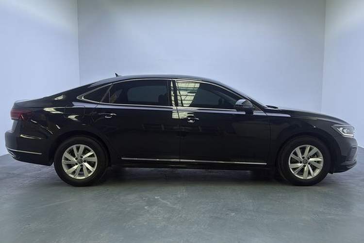 Used Volkswagen Passat 2024 280TSI Business Edition Exterior 3