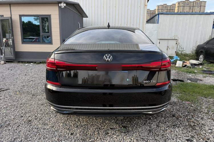Used Volkswagen Passat 2024 380TSI Starry Dragon Edition Exterior 4
