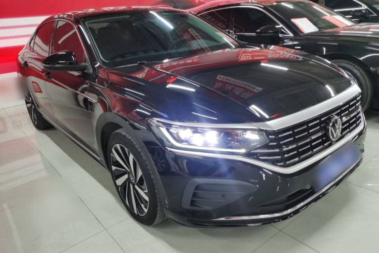 Used Volkswagen Passat 2024 380TSI Dragon Edition Exterior 4