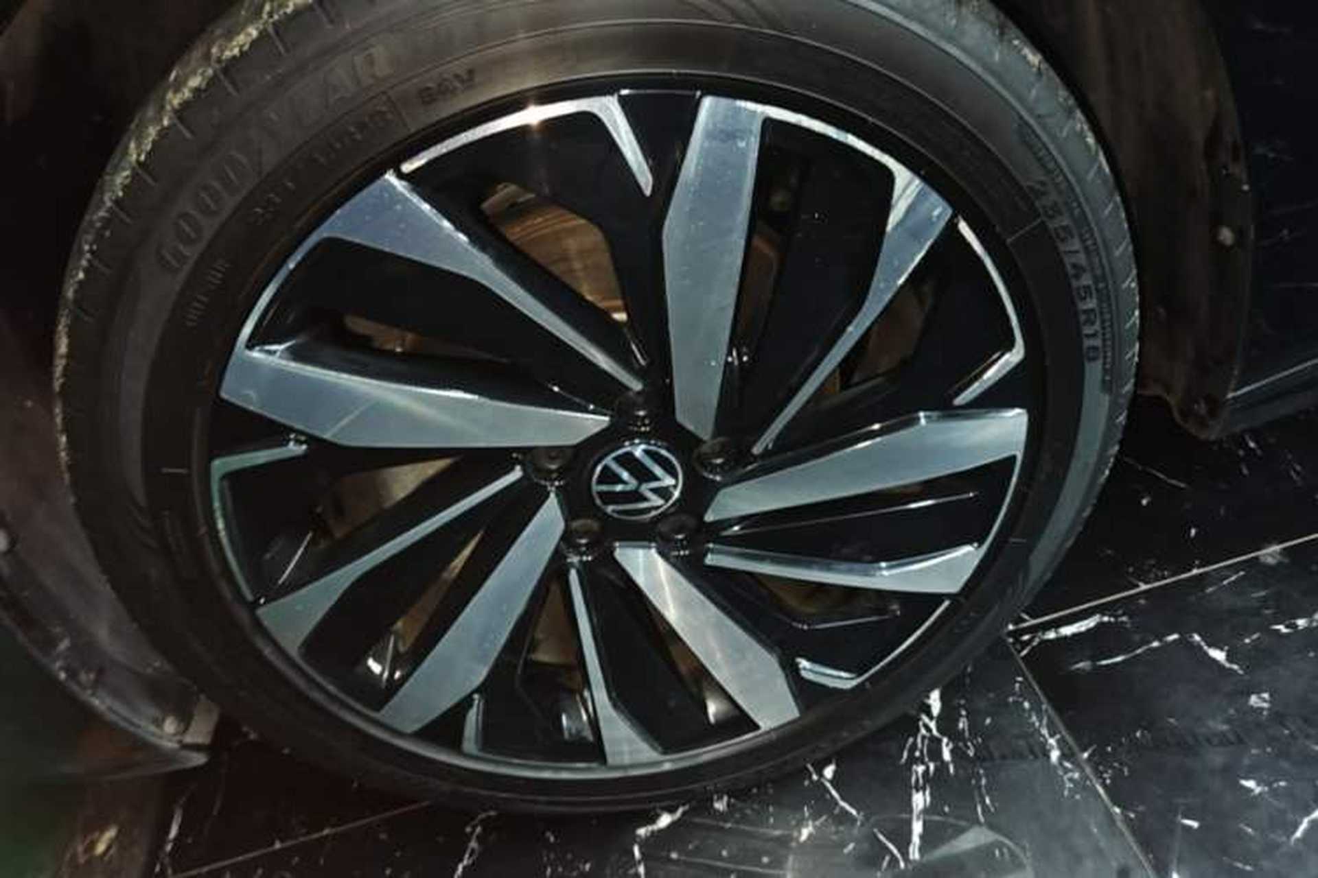 Used Volkswagen Passat 2024 380TSI Luxury Edition Exterior 4