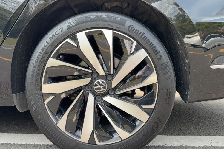 Used Volkswagen Passat 2024 380TSI Dragon Edition Exterior 4