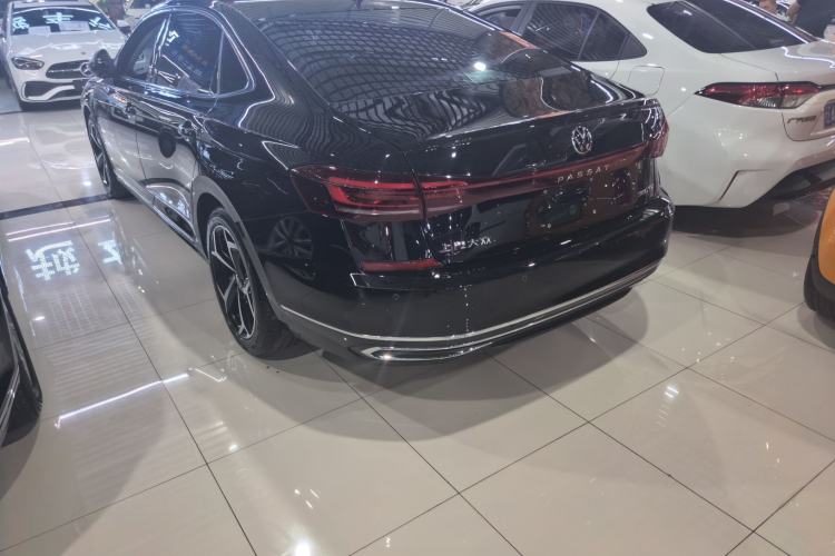 Used Volkswagen Passat 2024 380TSI Starry Elite Edition Exterior 4