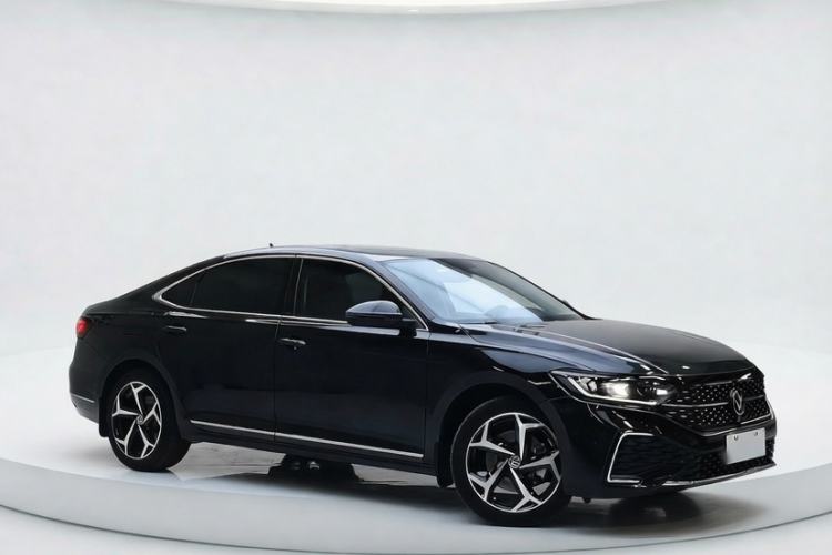 Used Volkswagen Passat 2024 380TSI Starry Elite Edition Exterior 4