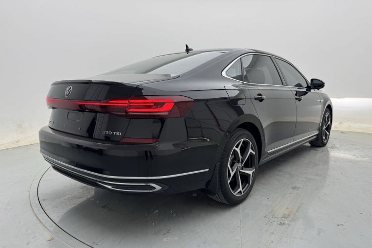 Used Volkswagen Passat 2024 330TSI Starry Elite Edition Exterior 4