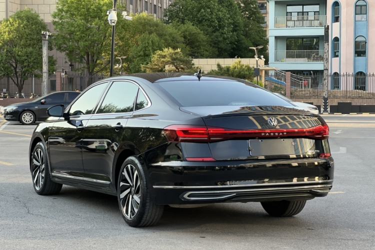 Used Volkswagen Passat 2024 380TSI Dragon Edition Exterior 4