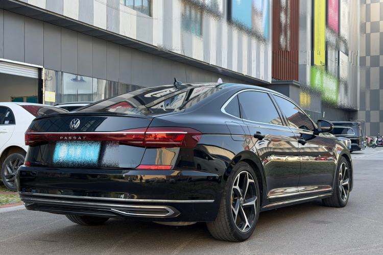 Used Volkswagen Passat 2024 380TSI Starry Elite Edition Exterior 4