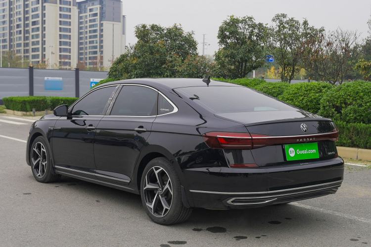 Used Volkswagen Passat 2024 380TSI Starry Luxury Edition Exterior 4