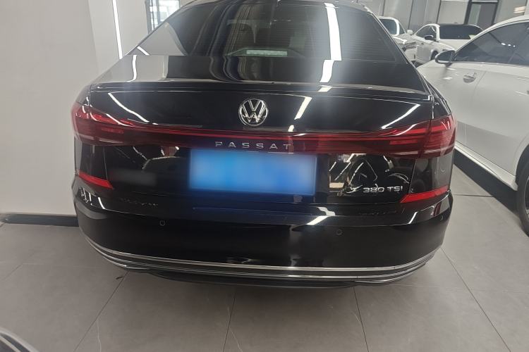 Used Volkswagen Passat 2024 380TSI Starry Luxury Edition Exterior 4
