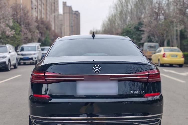 Used Volkswagen Passat 2024 380TSI Dragon Edition Exterior 4